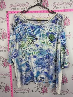 Jess and Jane Stylish Abstract Print Dolman Sleeve Top - White Blue Green